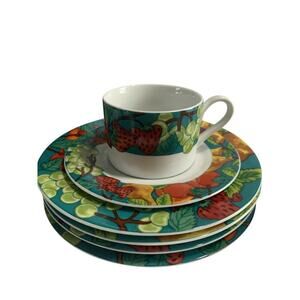 (4) American Atelier DELICIOUS Salad Plates Saucers Mugs Vintage Strawberries